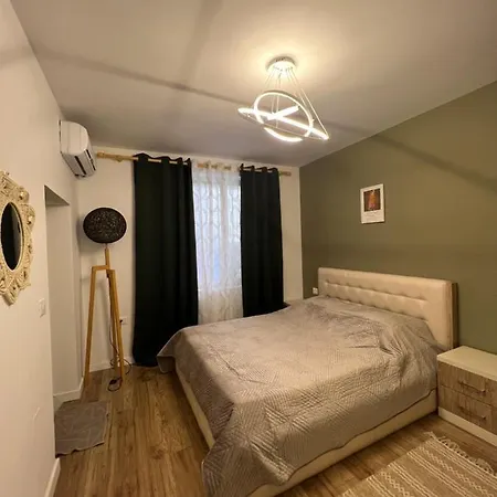 Apartment New Bazaar Cane 3 *