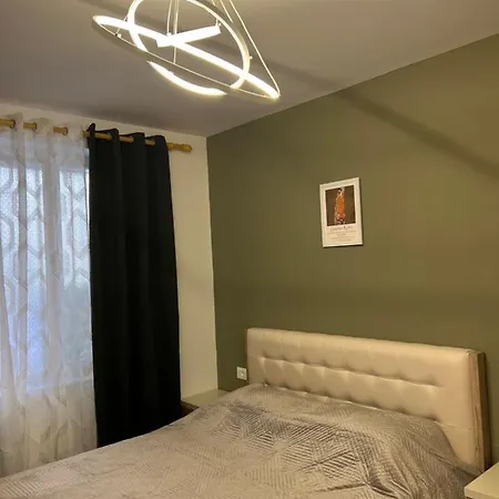 Appartement New Bazaar Cane 3 *